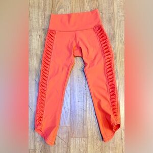 Women’s Lululemon Capri Leggings pink/orange